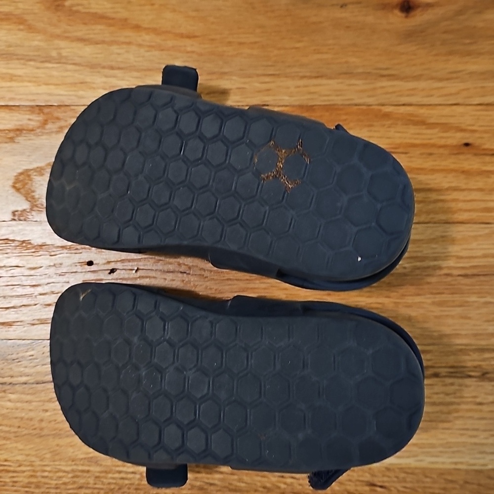 Cat&Jack Toddler Sandals 9 - Picture 2 of 3